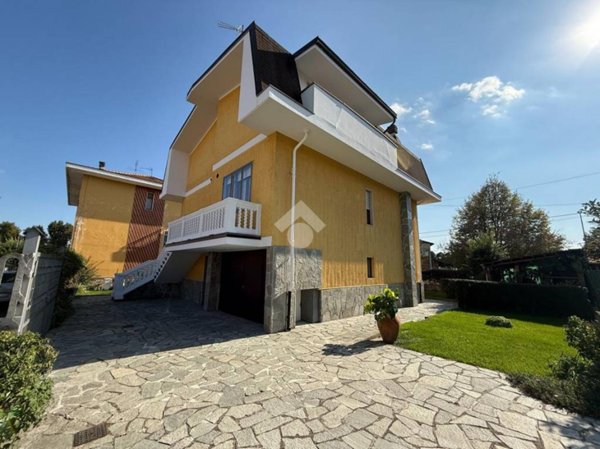 casa indipendente in vendita a Candiolo