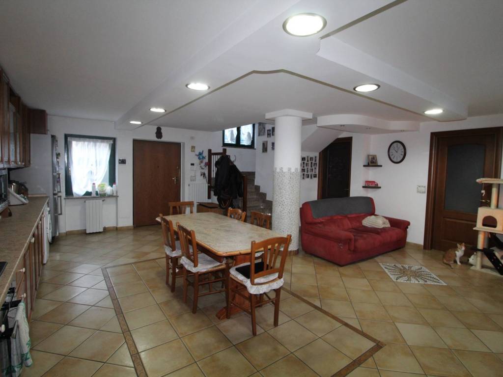 casa indipendente in vendita a Candiolo