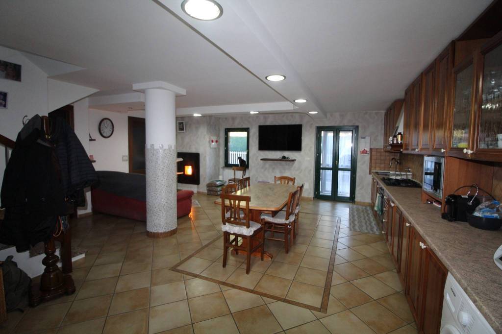 casa indipendente in vendita a Candiolo