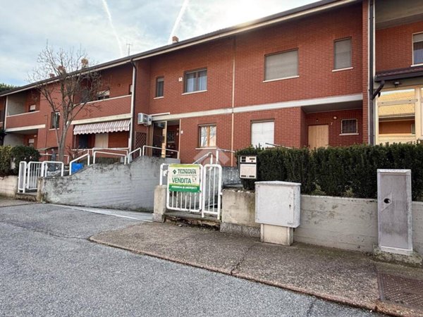 casa indipendente in vendita a Candiolo