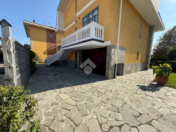 casa indipendente in vendita a Candiolo