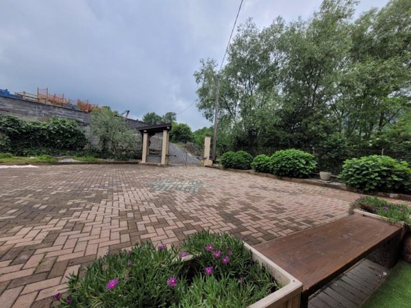 casa indipendente in vendita a Canischio