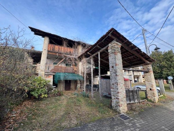 casa semindipendente in vendita a Canischio