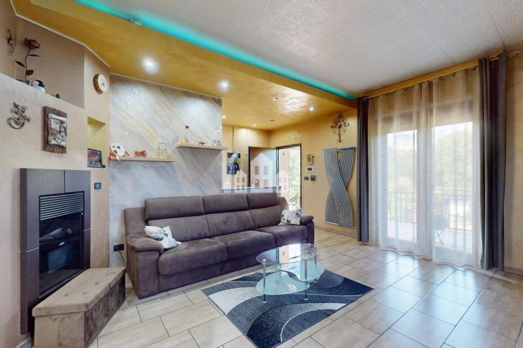 casa indipendente in vendita a Canischio
