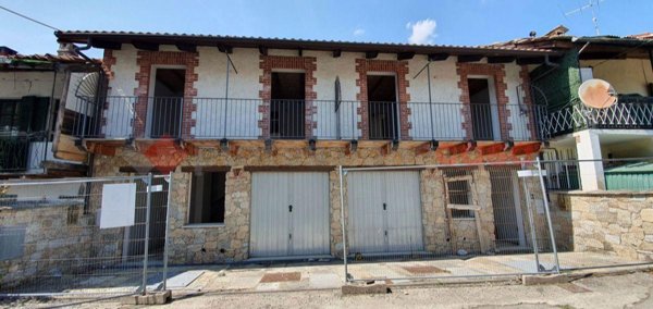 casale in vendita a Cantalupa