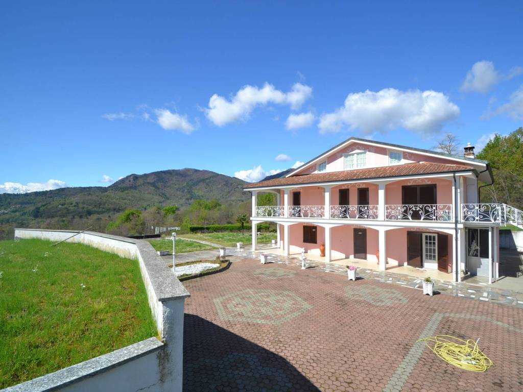 casa indipendente in vendita a Cantalupa