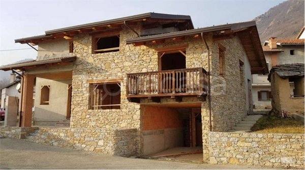 casa indipendente in vendita a Cantalupa