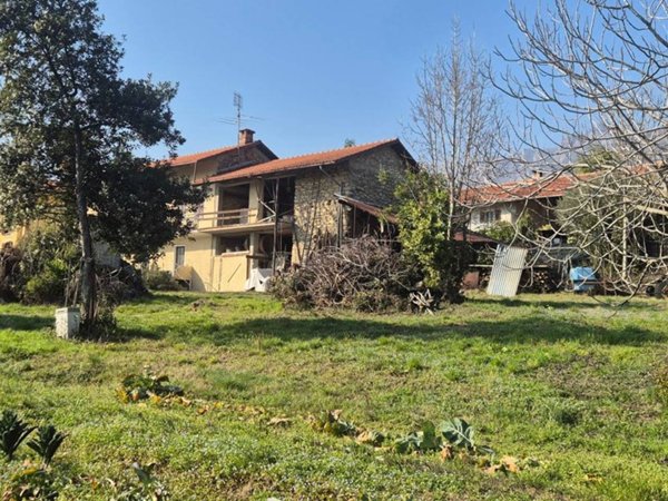 casale in vendita a Cantalupa