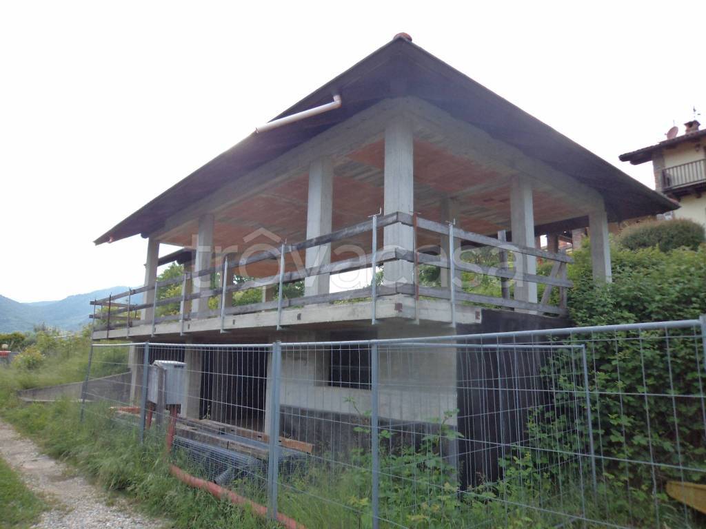 casa indipendente in vendita a Cantalupa