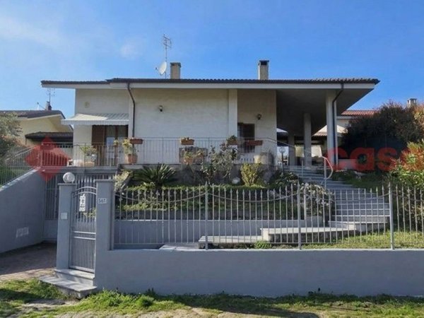 casa indipendente in vendita a Cantalupa