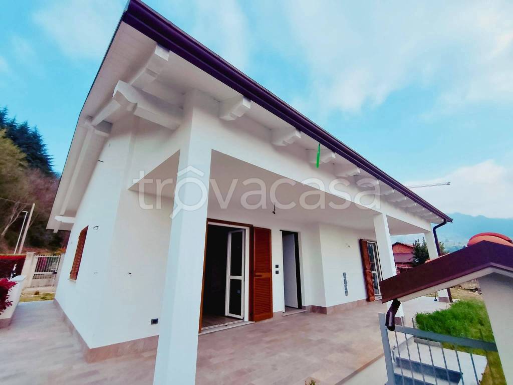 casa indipendente in vendita a Cantalupa