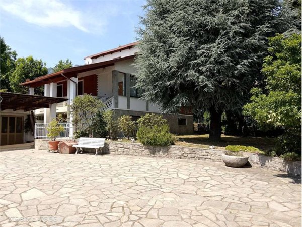 casa indipendente in vendita a Cantalupa