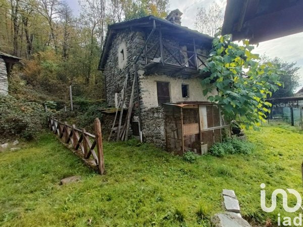 casale in vendita a Cantoira