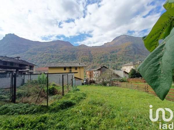 casa indipendente in vendita a Cantoira