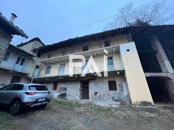 appartamento in vendita a Caprie in zona Novaretto