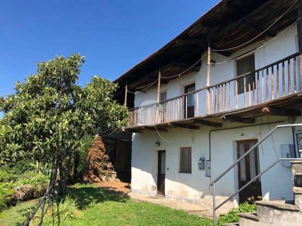 casa semindipendente in vendita a Caprie