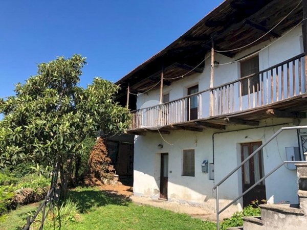 casa semindipendente in vendita a Caprie