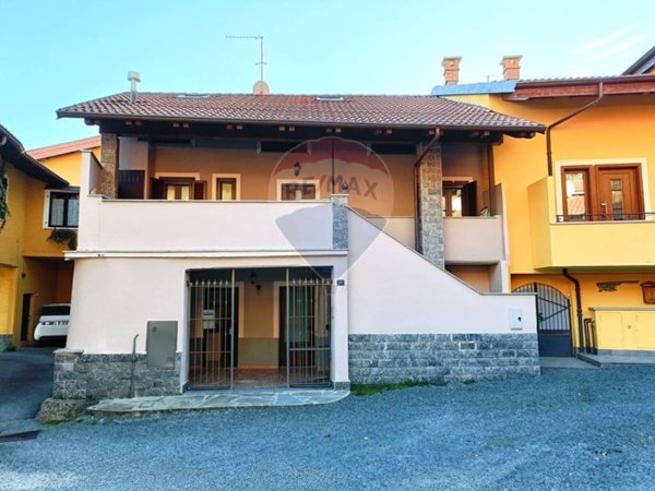 casa indipendente in vendita a Caprie in zona Novaretto