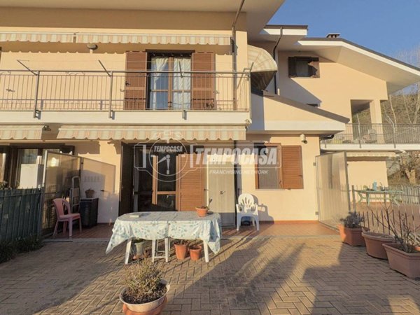 appartamento in vendita a Caprie in zona Novaretto