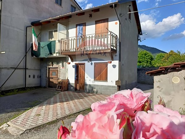casa indipendente in vendita a Caprie