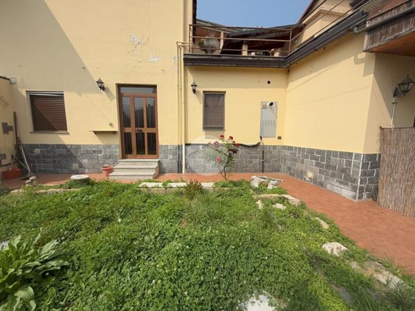 appartamento in vendita a Caprie in zona Novaretto