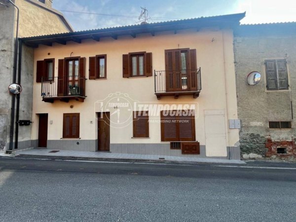 appartamento in vendita a Caprie in zona Novaretto