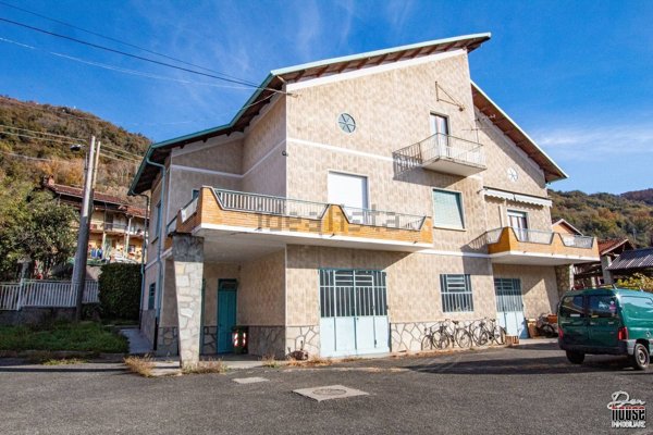 casa indipendente in vendita a Caprie in zona Novaretto