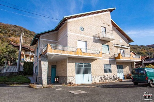 casa indipendente in vendita a Caprie in zona Novaretto