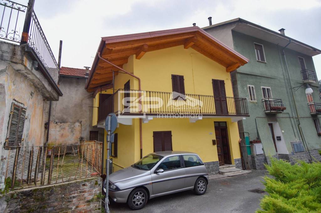 casa indipendente in vendita a Caprie