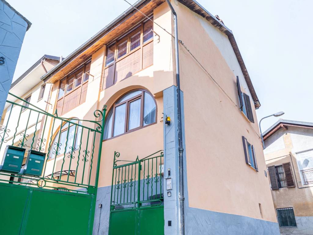 casa indipendente in vendita a Caprie