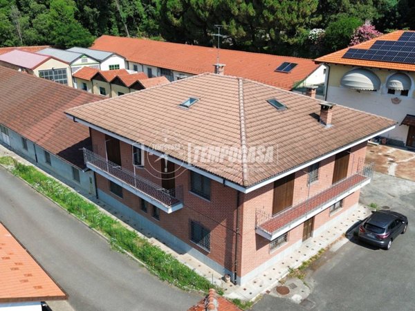 casa indipendente in vendita a Caprie in zona Novaretto