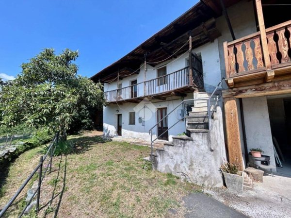 appartamento in vendita a Caprie in zona Novaretto