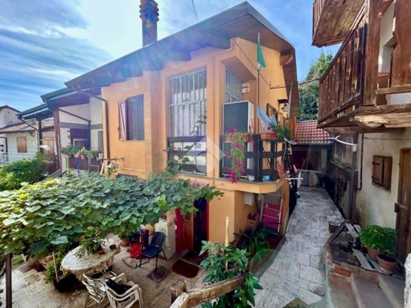 casa indipendente in vendita a Caprie in zona Novaretto