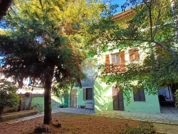 casa indipendente in vendita a Caravino