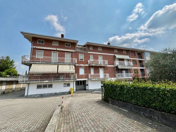 appartamento in vendita a Caravino in zona Masino