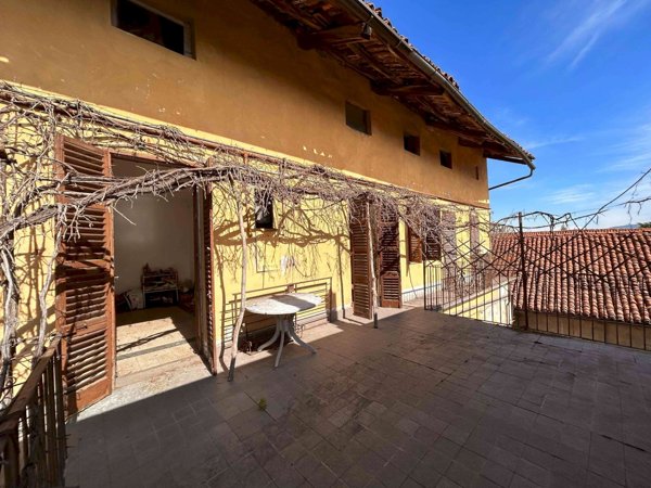 negozio in vendita a Carignano