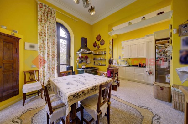 casa indipendente in vendita a Carignano