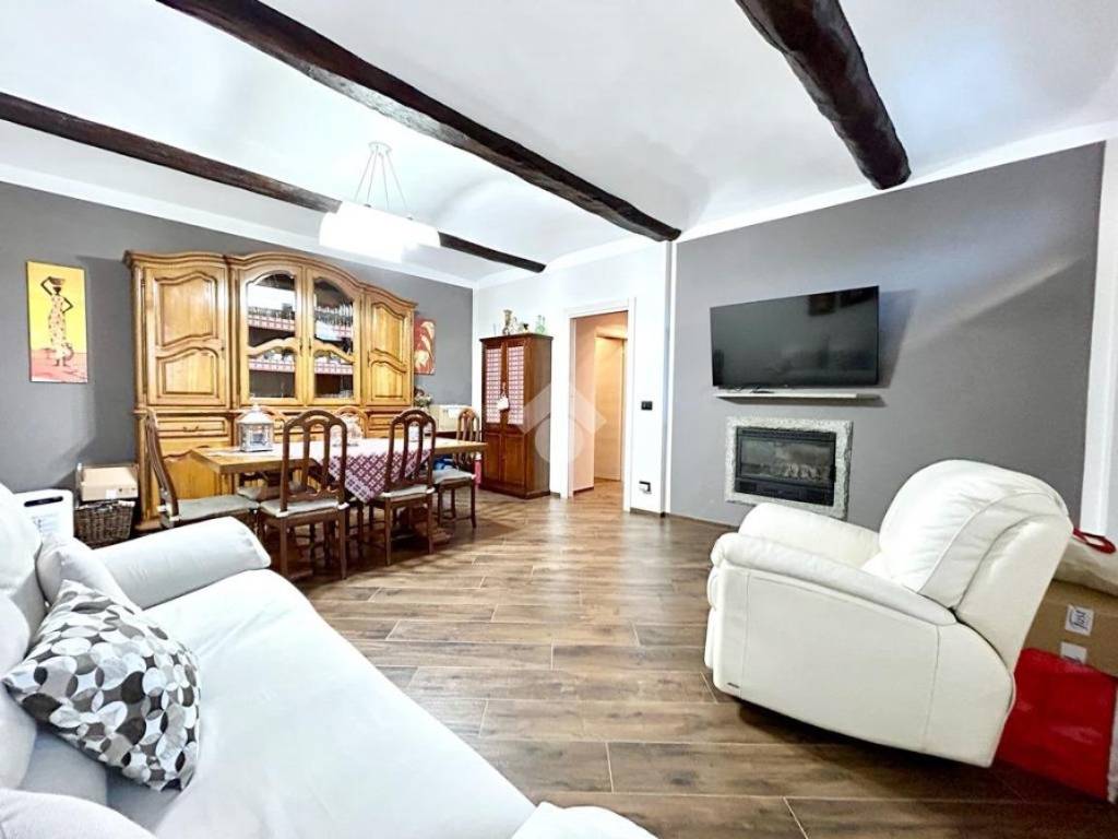 casa semindipendente in vendita a Carignano