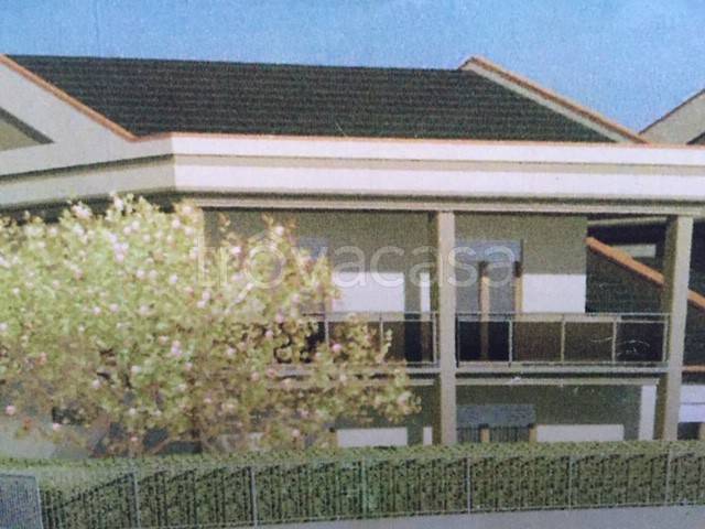 casa indipendente in vendita a Carignano