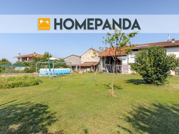 casa indipendente in vendita a Carignano