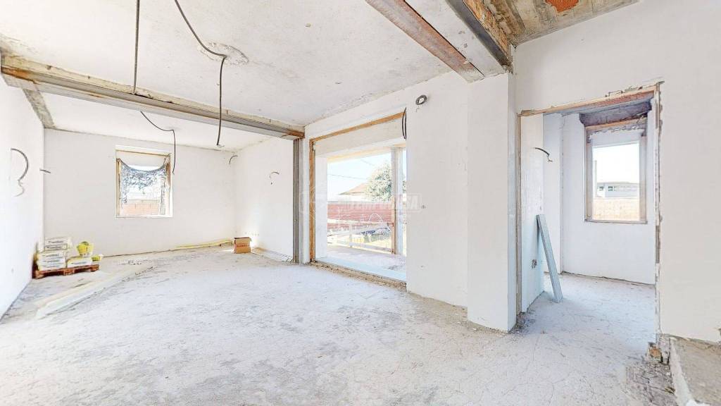 casa indipendente in vendita a Carignano