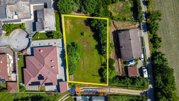 terreno edificabile in vendita a Carignano