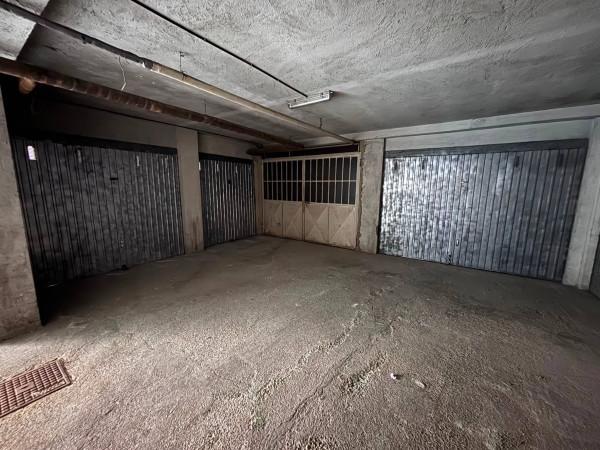 negozio in vendita a Carignano