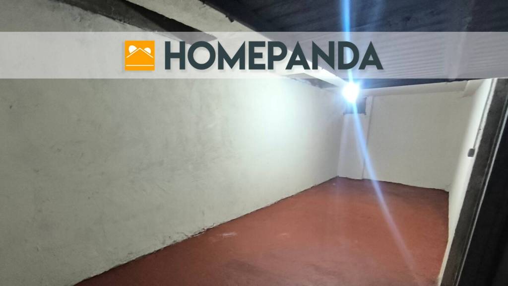 locale di sgombero in vendita a Carignano