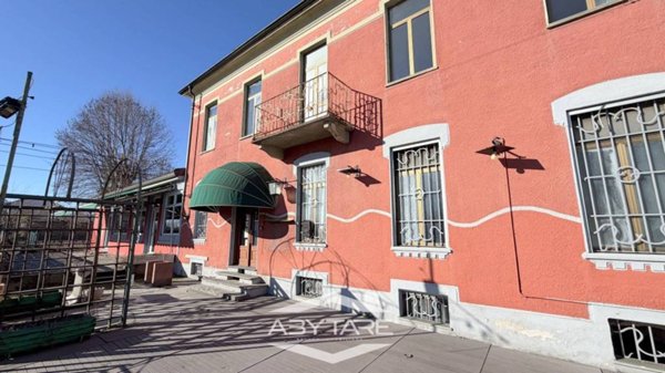 casa indipendente in vendita a Carignano