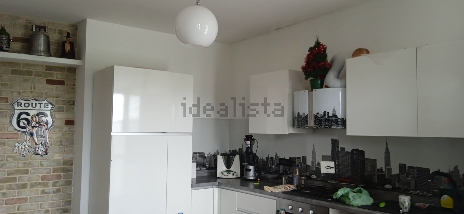 casa indipendente in vendita a Carignano