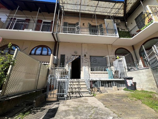 casa indipendente in vendita a Carignano