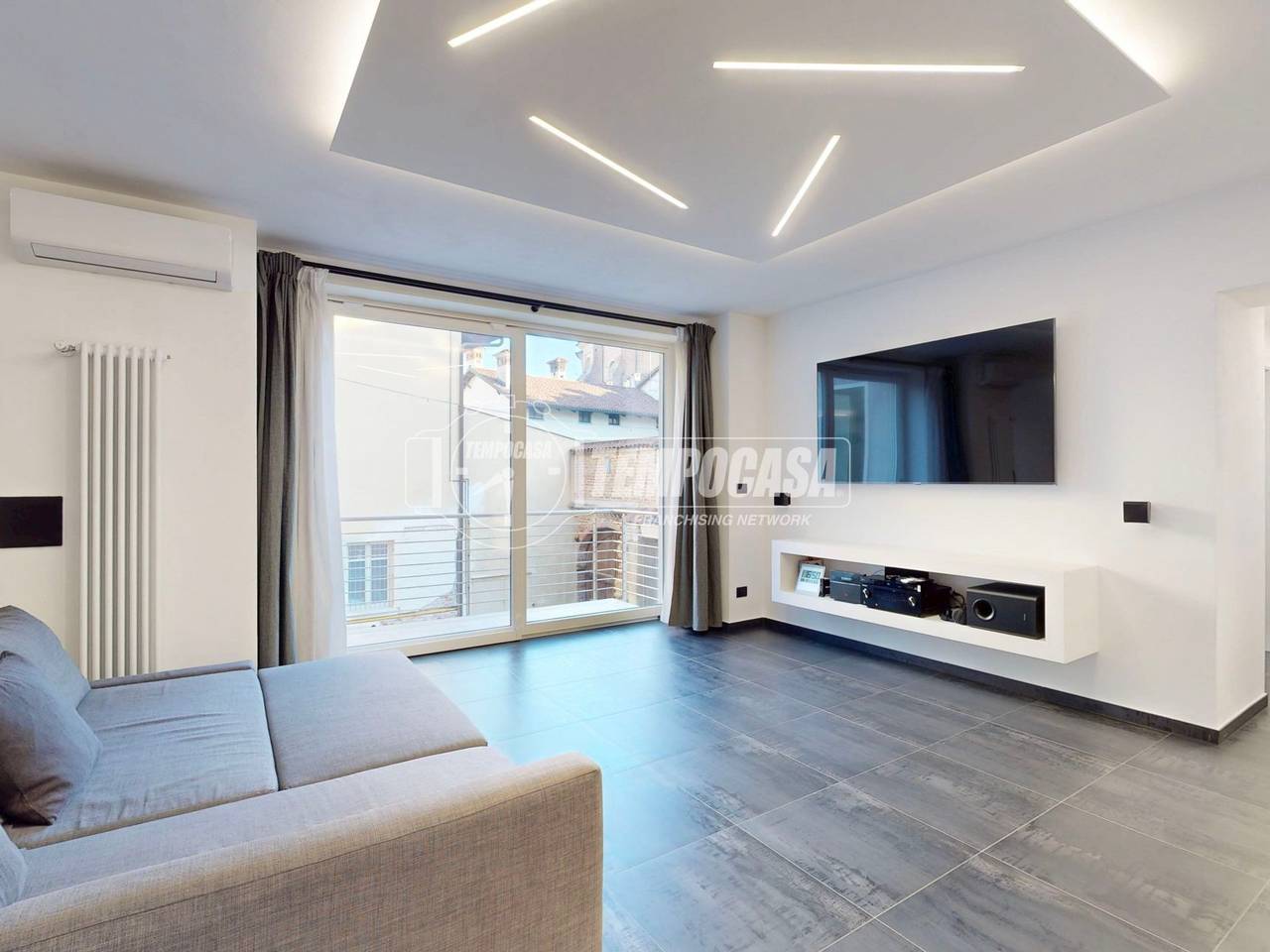 casa indipendente in vendita a Carignano