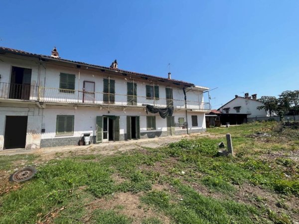 casa indipendente in vendita a Carmagnola