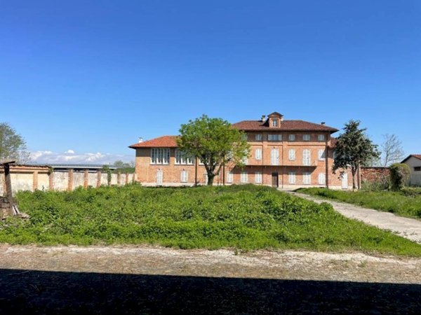 casa indipendente in vendita a Carmagnola